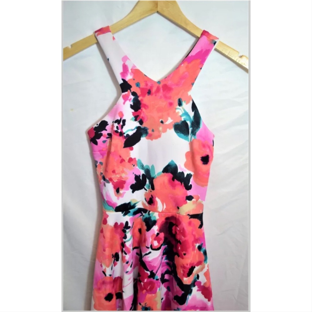 Red for Saks Fifth Avenue Dress - Picture 6 of 7